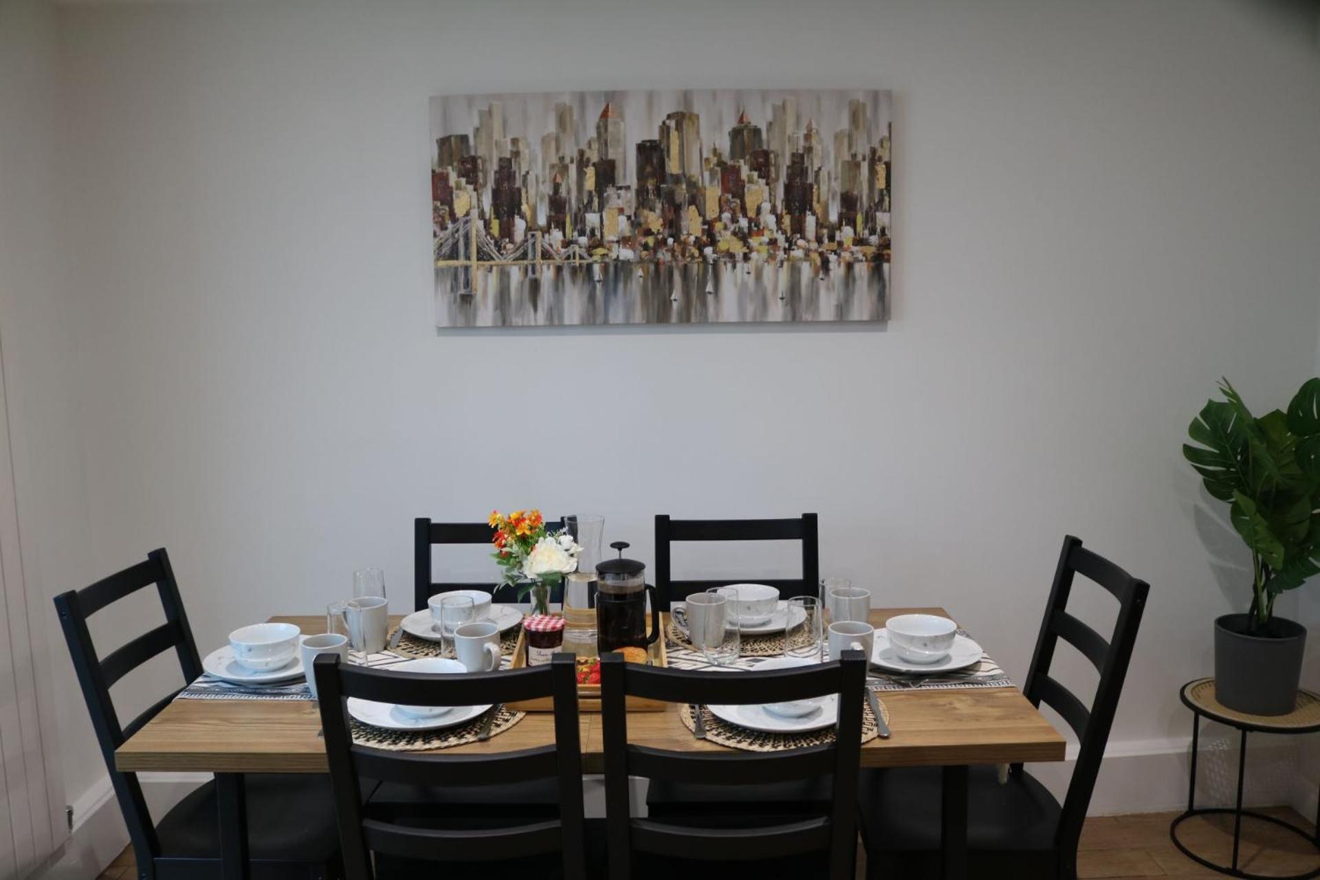 Rooms In Stylish House ميلتون كينيز المظهر الخارجي الصورة